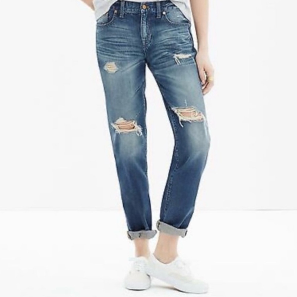 Madewell Distressed Straight Leg “Boy Jean” Medium Wash Torn Edition Size 28 / 6